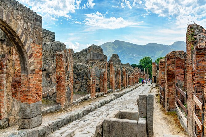 Pompeii Pass Skip the Line Ticket and Guided Tour - Meeting Point and End Point