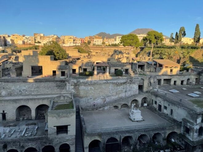 Pompeii: Pompeii & Herculaneum Private Guided Tour - Reviews