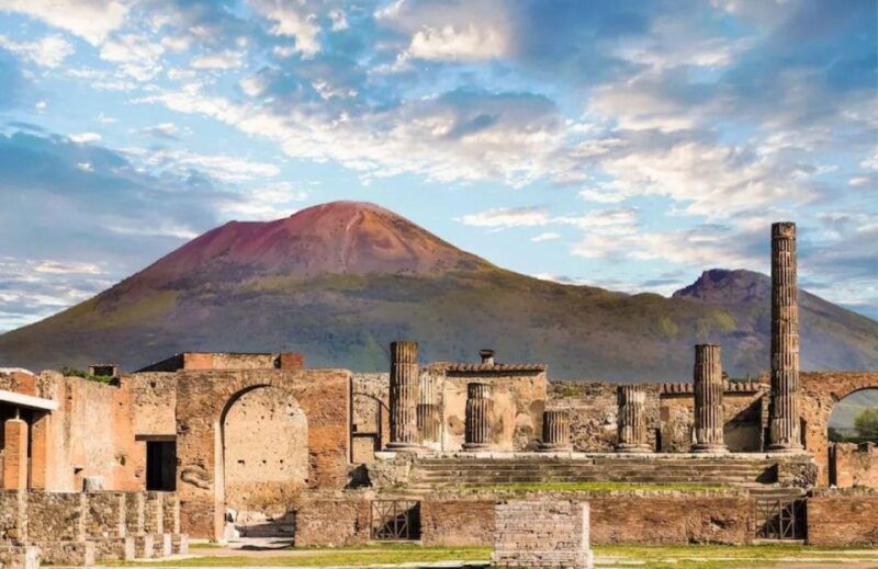 Pompeii: Private and Personalized Tour with archeologist - The Sum Up