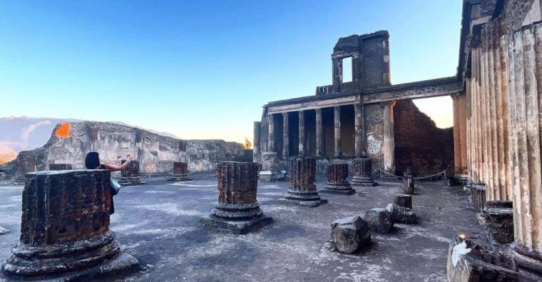 Pompeii: Private Customizable Tour - The Sum Up