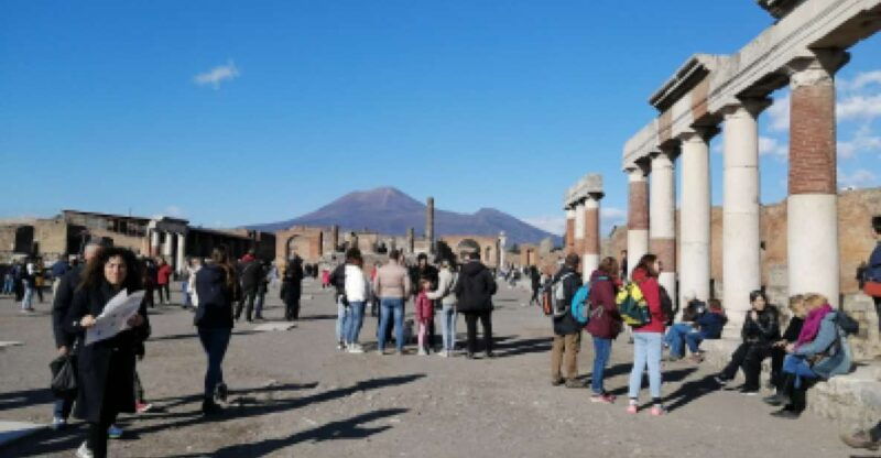 Pompeii: Private Guided Tour with an archeologist - Good To Know