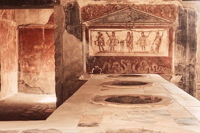 Pompeii Private Tour With an Archaeologist and Skip the Line - 3 Hours - Meeting Point and Duration