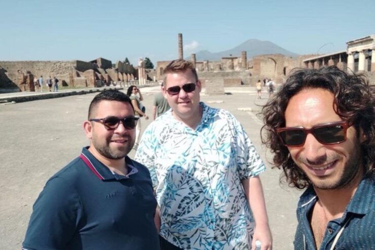 Pompeii: Private Tour With Lunch and Olive Oil Factory - Good To Know