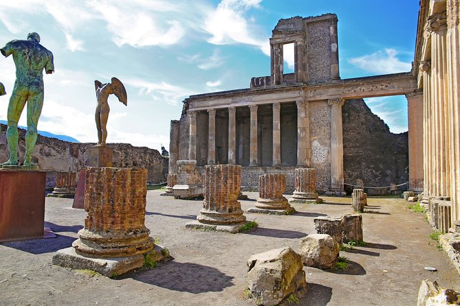 Pompeii Reserved Entrance & Multimedia Video - The Sum Up