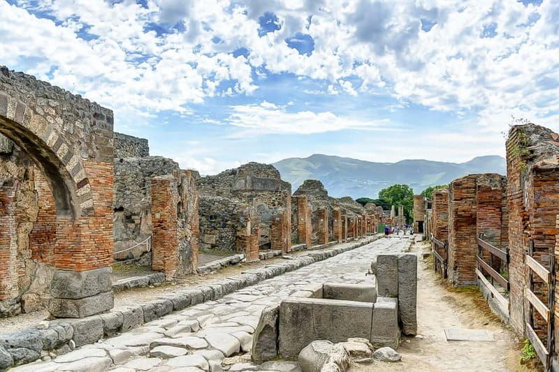 Pompeii Ruins Private Tour with Optional Skip-the-Line Entry - The Authentic Charm of Pompeii in 2 Hours