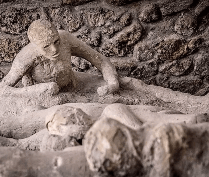 Pompeii Ruins Tour: Driver, Guide and Ticket Included - Tips for Your Visit