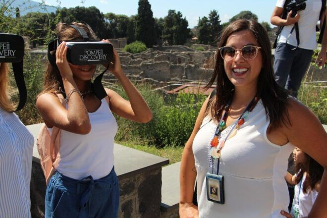 Pompeii Ruins: Virtual Tour 360° With Authorized Storyteller - Language Options and Accessibility