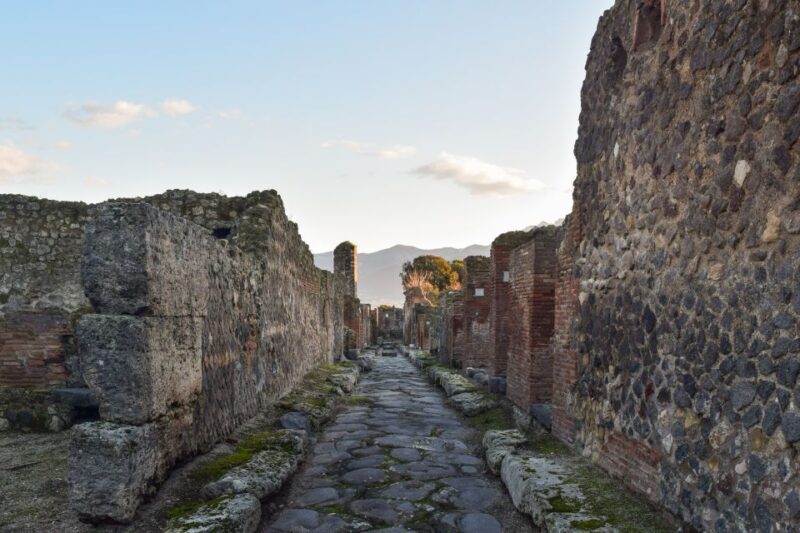 Pompeii: Skip-the-Line Entrance (art) Ticket with AudioGuide - A Thorough Breakdown of the Experience