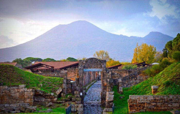 Pompeii: Skip-The-Line Entrance Ticket With Audio Guide - Experience Highlights