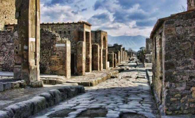 Pompeii: Skip-The-Line Entry Ticket With Digital Audio Guide - Duration and Languages