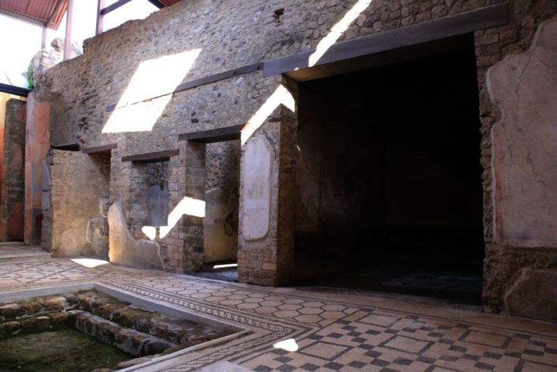 Pompeii: Skip-the-Line Private Tour for Kids and Families - Good To Know