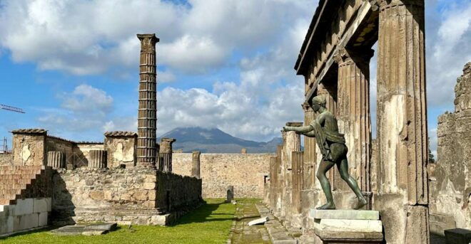 Pompeii: Skip the Line Ticket + Guided Group Tour - Language Options Available