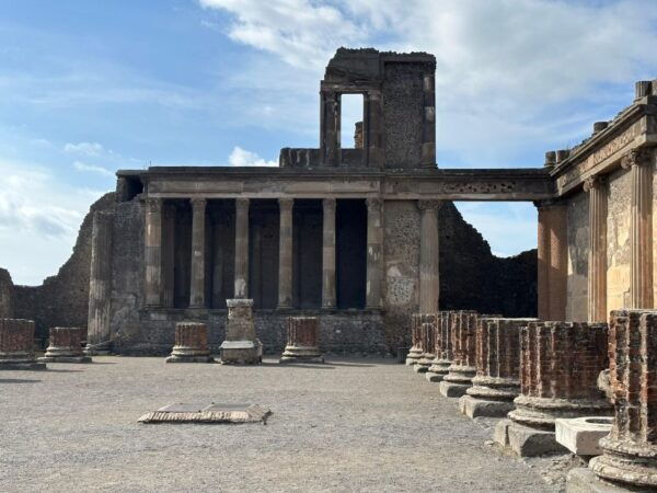 Pompeii: Skip the Line Ticket + Guided Group Tour - Reservation Tips