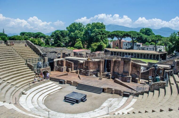 Pompeii: Small Group Guided Tour and Skip-the-Line Ticket - Inclusions of the Tour Package