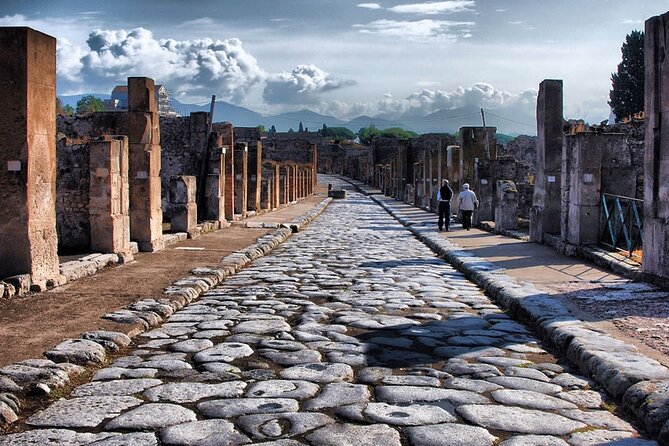 Pompeii Small-Group Tour - Details and Inclusions of the Small-Group Tour