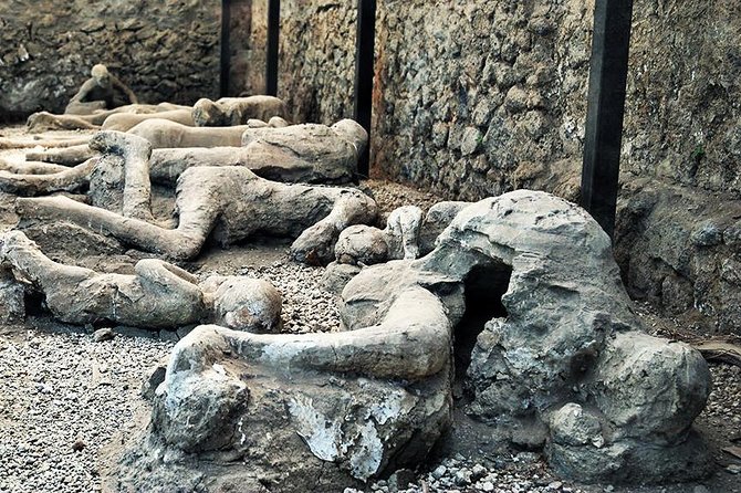 Pompeii - Small Group Tour W/An Archaeologist/Skip the Line - Tour Logistics