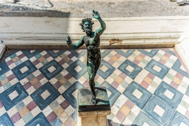 Pompeii: Small-Group Tour With an Archeologist - Full Description of the Tour