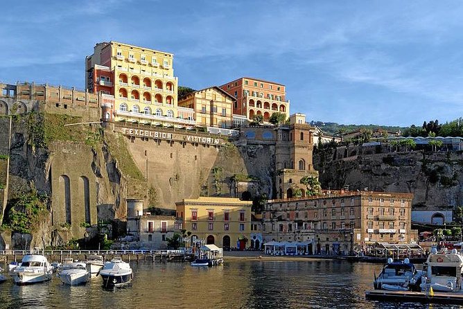 Pompeii Sorrento and Positano up to 8ppl "Price for Vehicle" - Inclusions