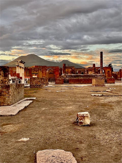 Pompeii sunset Tour: a visit away from the crowds - Good To Know