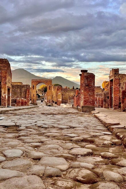 Pompeii Sunset Tour - Inclusions for Participants