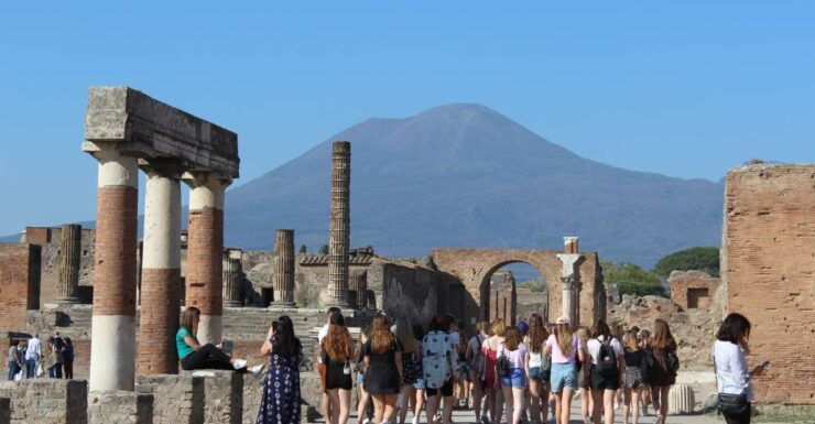 Pompeii: the Slow Tour - Tour Highlights and Group Experience