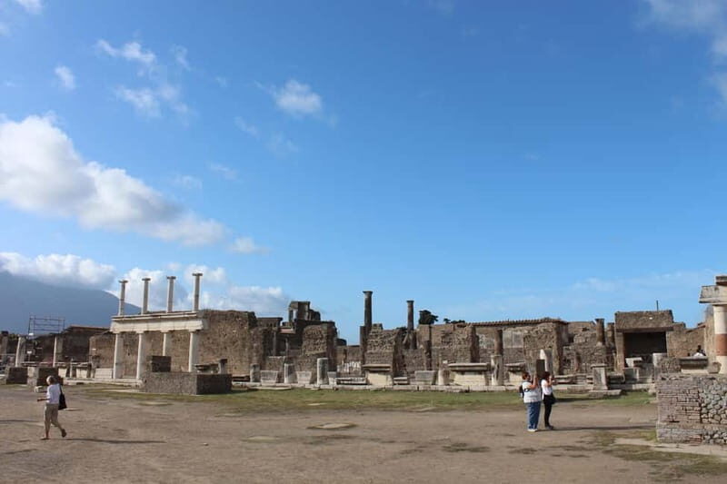 Pompeii: The Ultimate Skip-the-Line Archaeological Adventure - FAQ