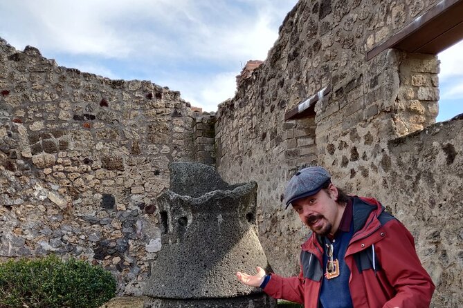 Pompeii to Vesuvius Tour With Skip-The-Line Tickets to Ruins & Volcanic Crater - Pricing and Booking Details