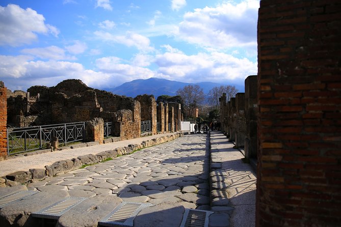 Pompeii Tour for Children With Skip-The-Line Tickets & Kid-Friendly Guide - Reviews and Ratings