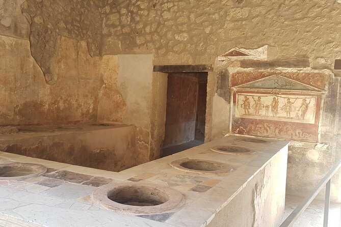 Pompeii Tour With Experienced Guide - Tour Itinerary