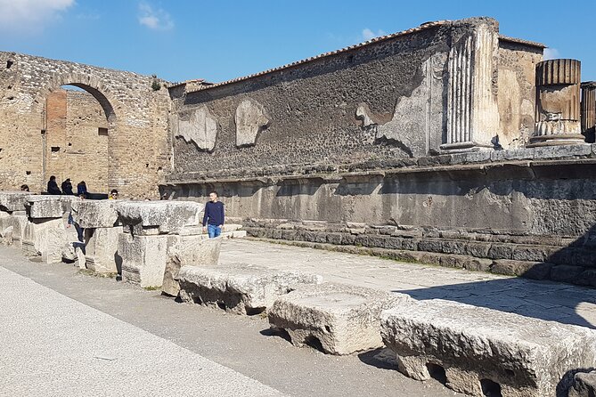 Pompeii Tour With Experienced Guide - Common Questions
