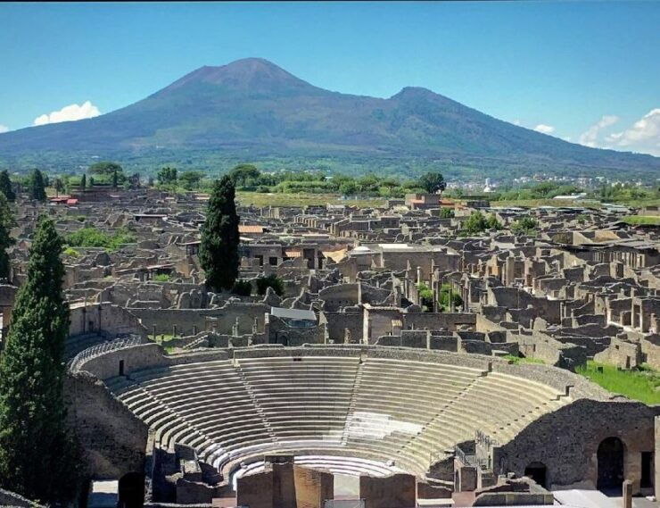 Pompeii: Tour With Priority Entrance and Guide From Naples - Inclusions and Benefits