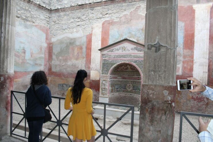 Pompeii: Treasure Hunt Tour With Skip-The-Line Tickets - Good To Know