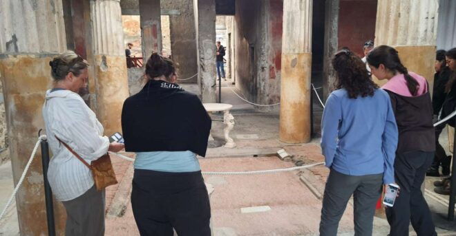 Pompeii: Treasure Hunt Tour With Skip-The-Line Tickets - Important Reminders