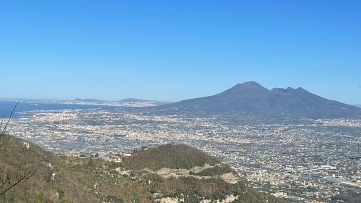Pompeii-Vesuvius With Lunch From Amalfi Coast All Inclusive - Trip Details