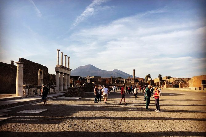 Pompeii & Vesuvius With Lunch & Wine Tasting From Positano All Inclusive - The Sum Up