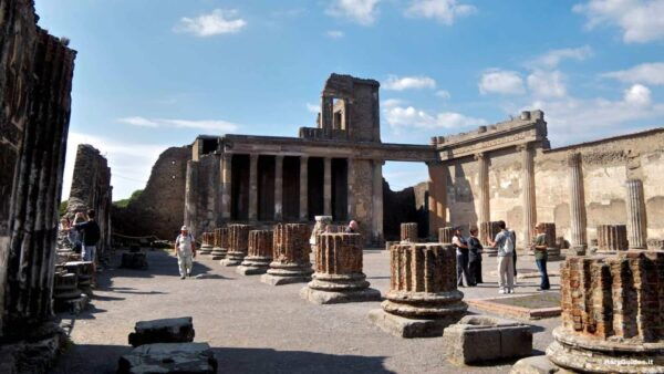 Pompeii VIP 3h Tour: Skip-The-Line With Your Archaeologist - The Sum Up