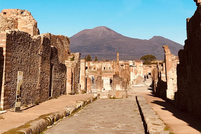 Pompeii VIP: Guided Tour With Your Archaeologist in a Small Group - The Sum Up