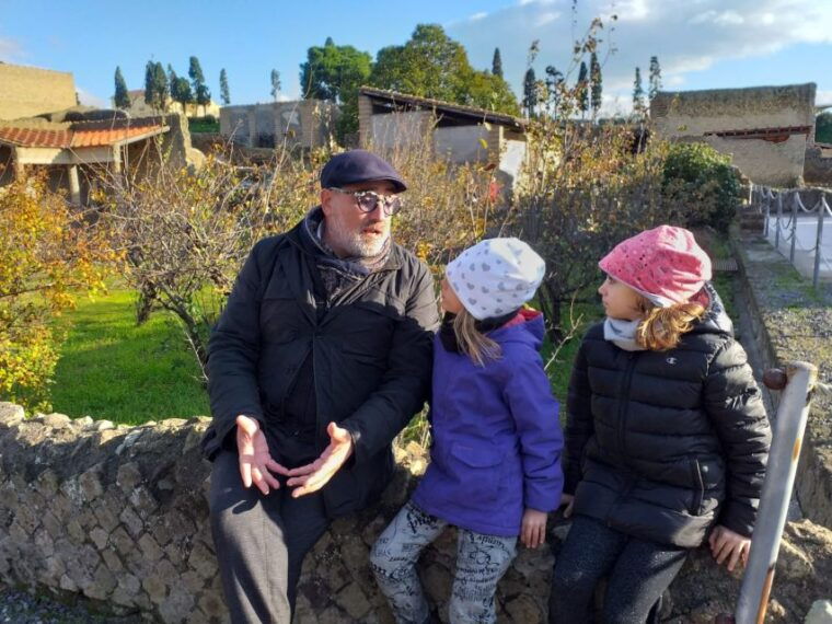 Pompeii & Virtual Museum Private 2-in-1 Kid's Tour - Virtual Museum Experience