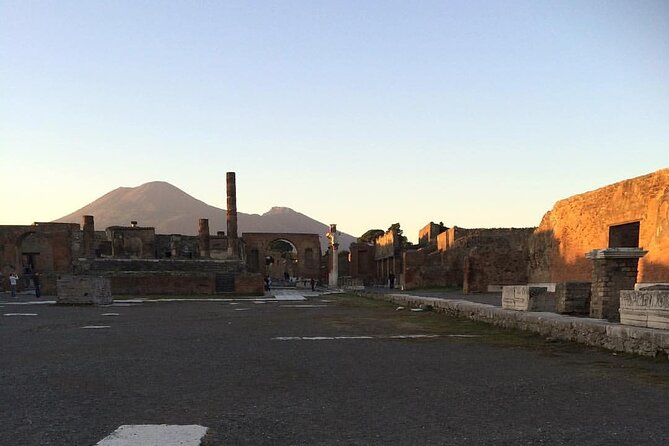 Pompeii Walking Tour - Getting to Pompeii Archaeological Park