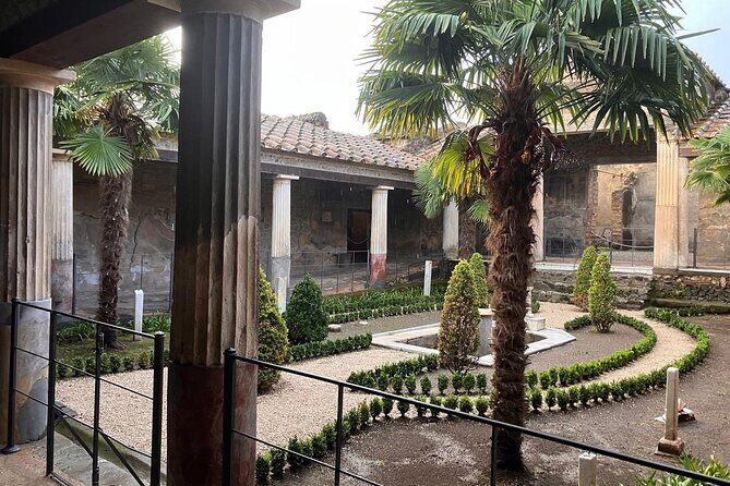 Pompeii: Walking Tour with Archaeologist and Skip-the-Line Ticket - Who will love this tour?