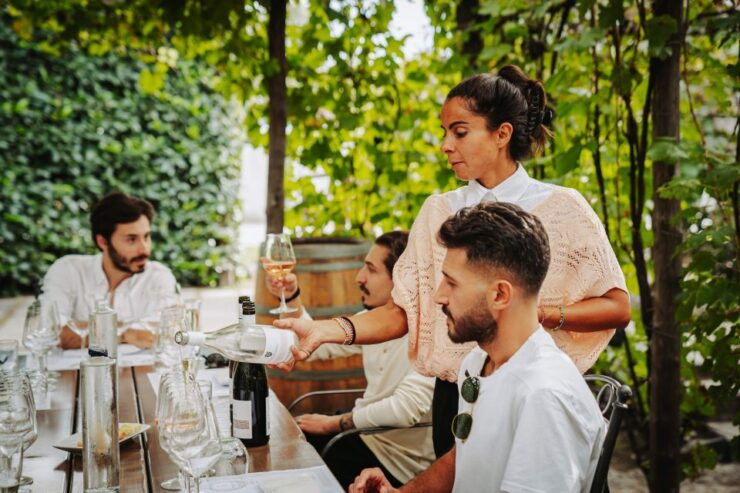 Pompeii & Wine Tasting From Naples - Good To Know