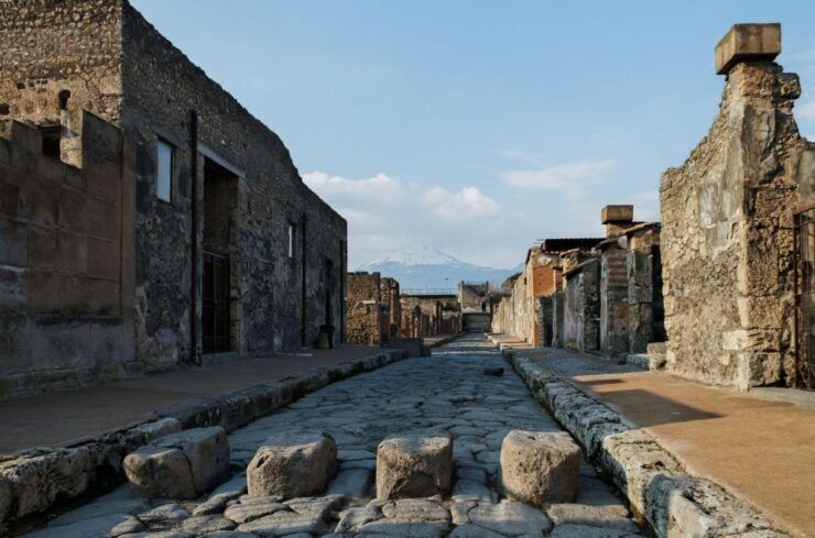 Pompeii With an Archaeologist: Ticket & Audio Tour (Eng) - Tour Details