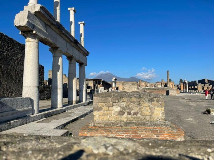 Pompeii With Full Lunch in a Winery - Good To Know