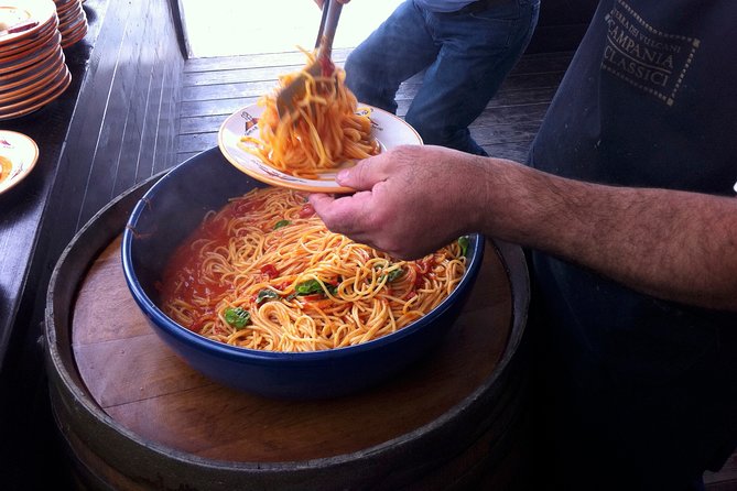 Pompeii With Lunch and Wine Tasting - Tour Highlights