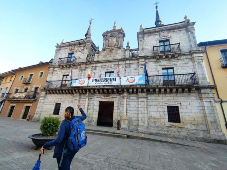 Ponferrada: City & Castle of the Templars Tour - Discovering the Plaza Del Ayuntamiento