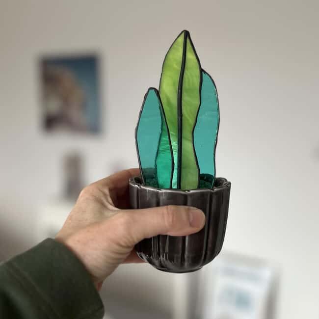 Pont-du-Château: create your own Tiffany stained glass cactus plant - Introduction
