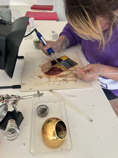 Pont-du-Château: create your own Tiffany stained glass cactus plant - Value for Money and Practical Considerations