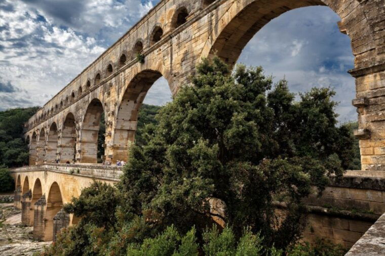 Pont Du Gard: Private Guided Tour - The Experience of Exploring the Aqueduct