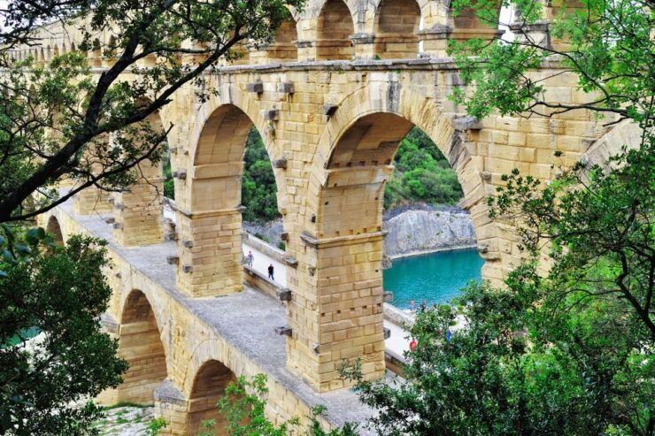 Pont Du Gard, Uzès & Nîmes: Half-Day Tour With Entry Fees - Tour Highlights