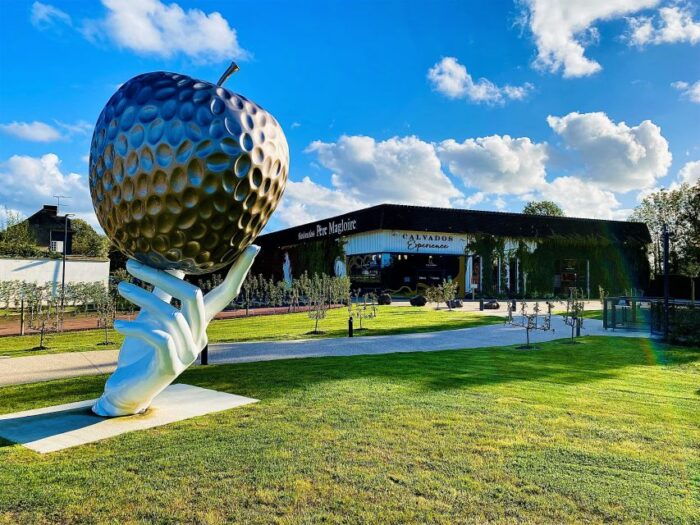 Pont-L'évêque: DISTILLERY PERE MAGLOIRE Entry With Tastings - Customer Testimonials and Ratings